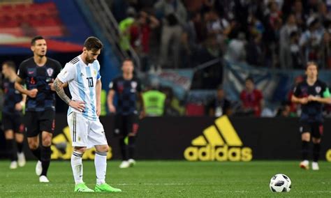 argentina joga contra quem